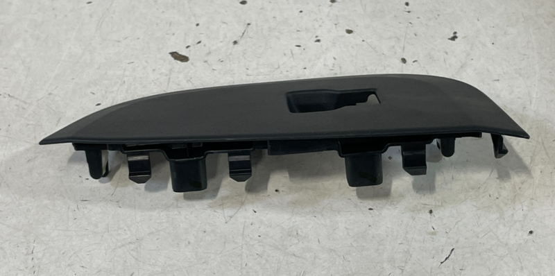 Load image into Gallery viewer, 2023 - 2025 HONDA HR-V REAR LEFT DRIVER SIDE DOOR WINDOW SWITCH BEZEL # 100668
