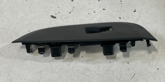 2023 - 2025 HONDA HR-V REAR LEFT DRIVER SIDE DOOR WINDOW SWITCH BEZEL