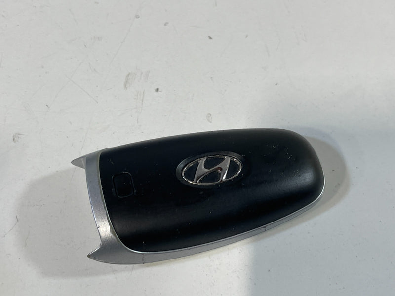 Load image into Gallery viewer, 2022 SANTA FE AWD ENGINE &amp; BODY CONTROL MODULE ECM BCM W/ KEY FOBS 2.5L # 101920
