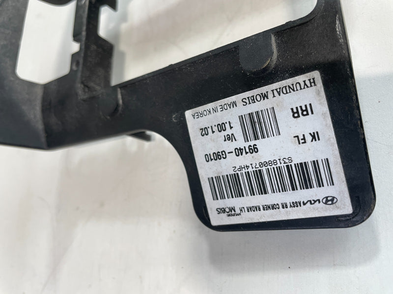 Load image into Gallery viewer, 22-23 GENESIS G70 REAR LEFT DRIVER SIDE BLIND SPOT RADAR MODULE BRACKET # 104266

