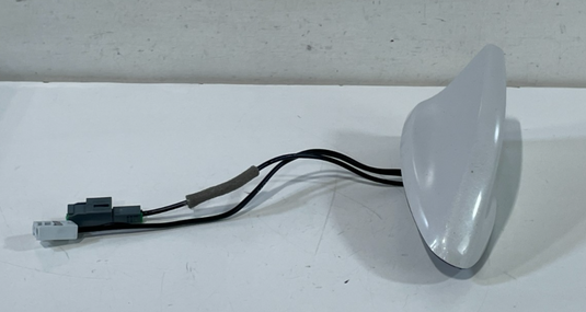 2023-2025 HR-V TOP ROOF SATELLITE SHARK FIN RADIO ANTENNA WHITE (NH883P)