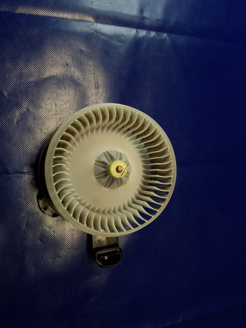 Load image into Gallery viewer, 2011-2019 INFINITI M35h M37 M56 Q70 Q70L AC HEATER BLOWER W/ FAN MOTOR # 51512

