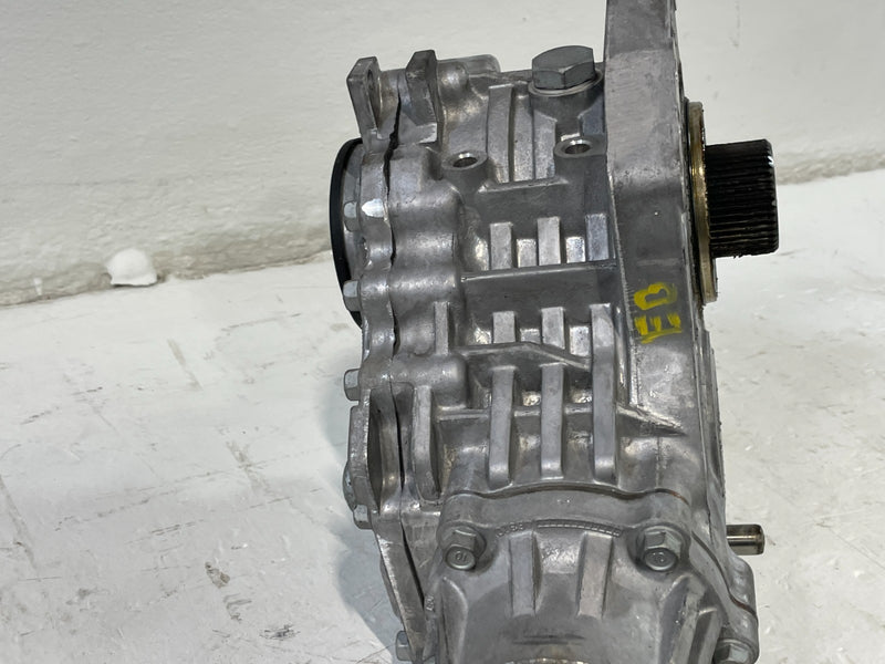 Load image into Gallery viewer, 21-25 HYUNDAI SANTA FE TUCSON AUTOMATIC TRANSMISSION TRANSFER CASE 2.5L # 101985
