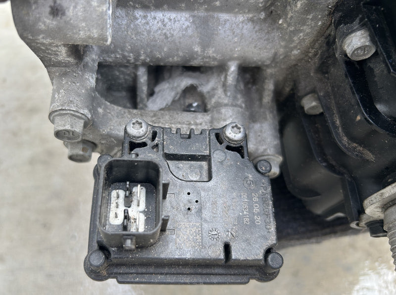 Load image into Gallery viewer, HYUNDAI PALISADE FWD AUTO TRANSMISSION ASSY 2020-2022 44K MILES 3.8L #NB1-TRU488
