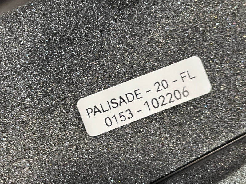 Load image into Gallery viewer, 20-22 PALISADE FRONT LEFT DASH AC AIR VENT GRILLE MOLDING W/ TRIM COVER # 102206
