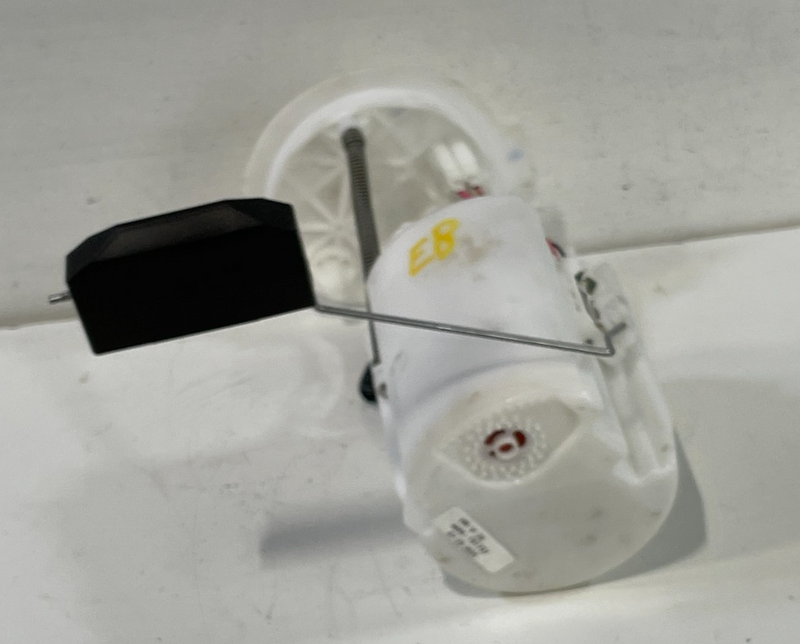 Load image into Gallery viewer, 17-25 HONDA HR-V CR-V FUEL GAS TANK PUMP SENDING UNIT MODULE 17045TLAA02 #10 (2)
