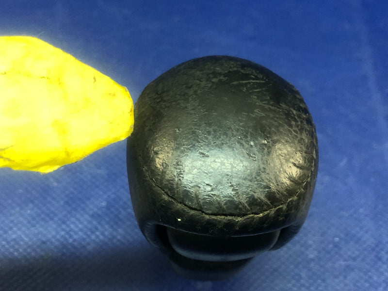 Load image into Gallery viewer, INFINITI QX60 JX35 M35H M37 AUTO TRANSMISSION GEAR SHIFT SHIFTER KNOB OEM# 75826
