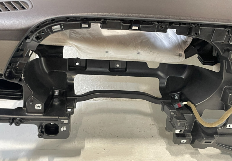 Load image into Gallery viewer, 20 - 22 HYUNDAI PALISADE DASHBOARD INSTRUMENT PANEL PAD ASSEMBLY BEIGE # 100333

