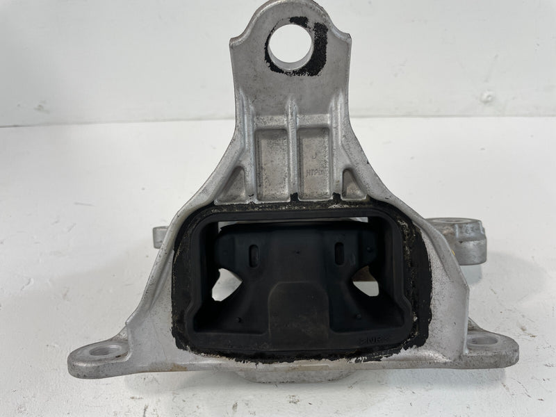 Load image into Gallery viewer, ⭐⭐ 2016-2020 HONDA CIVIC AUTO TRANSMISSION LEFT FRAME MOUNT SUPPORT BRACKET ⭐⭐
