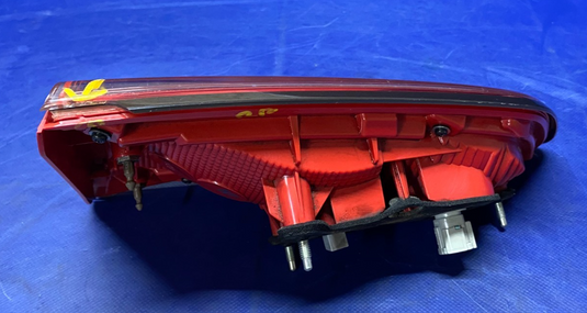 2011-2014 INFINITI QX56 QX80 RIGHT SIDE LED INNER TRUNK TAIL LIGHT LAMP