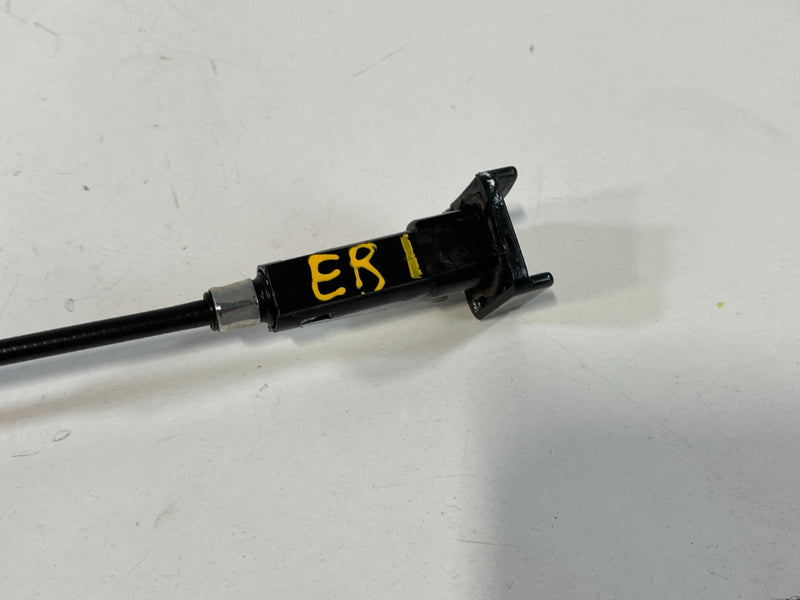 Load image into Gallery viewer, 2020 - 2022 HYUNDAI PALISADE FUEL FILLER DOOR LOCK LATCH ACTUATOR CABLE # 102362
