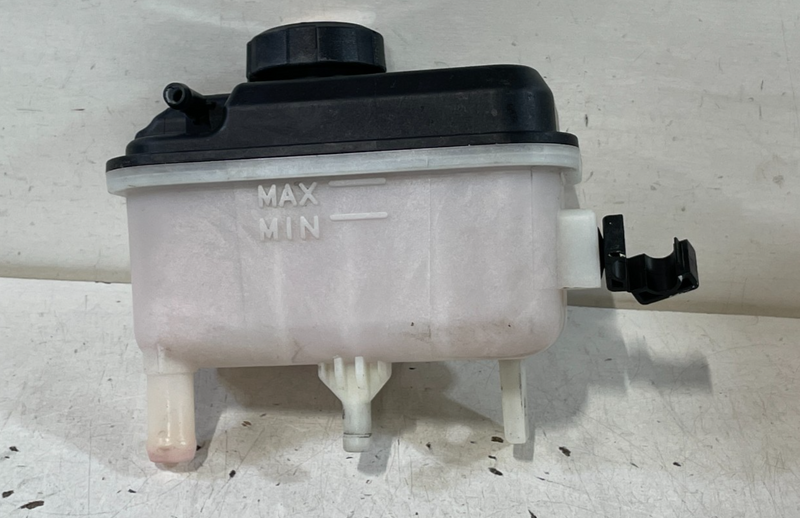 Load image into Gallery viewer, 22-23 KIA STINGER GT-LINE ENGINE RADIATOR COOLANT RESERVOIR TANK BOTTLE # 99618
