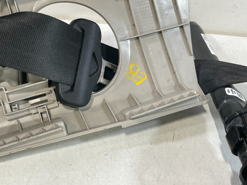 Load image into Gallery viewer, 2022-2025 HONDA CIVIC FRONT RIGHT SIDE SEAT BELT RETRACTOR W/ TENSIONER # 94906
