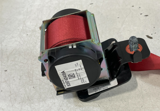 19-23 GENESIS G70 REAR CENTER MIDDLE SEAT BELT RETRACTOR W/ BUCKLE RED