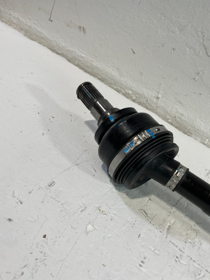 Load image into Gallery viewer, 19-23 GENESIS G70 REAR RIGHT PASSENGER SIDE AXLE SHAFT 49601-G9200 2.0L # 104331
