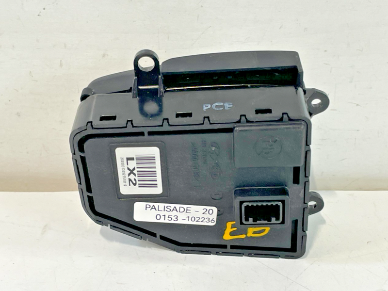 Load image into Gallery viewer, 20-22 HYUNDAI PALISADE CENTER CONSOLE TRANS GEAR SHIFTER CONTROL SWITCH # 102236
