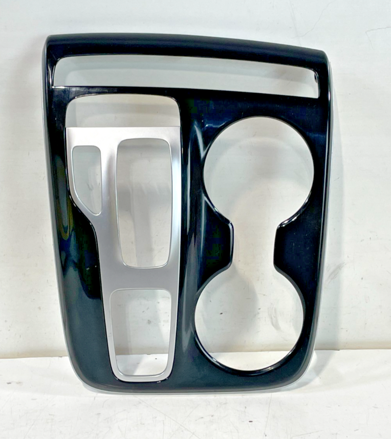 Load image into Gallery viewer, 22-24 HYUNDAI TUCSON CENTER CONSOLE CUP HOLDER GEAR SHIFTER BEZEL 2.5L #103805
