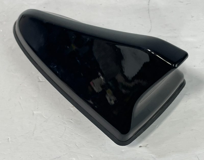Load image into Gallery viewer, 2021 - 2025 HYUNDAI ELANTRA ROOF SHARK FIN ANTENNA MODULE 96210-AA000-EB # 89335
