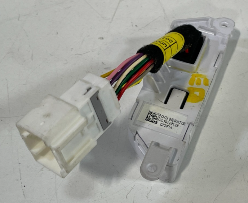 Load image into Gallery viewer, 2021-2023 HYUNDAI ELANTRA TRANSMISSION GEAR SHIFTER INDICATOR W/ WIRE # 101808
