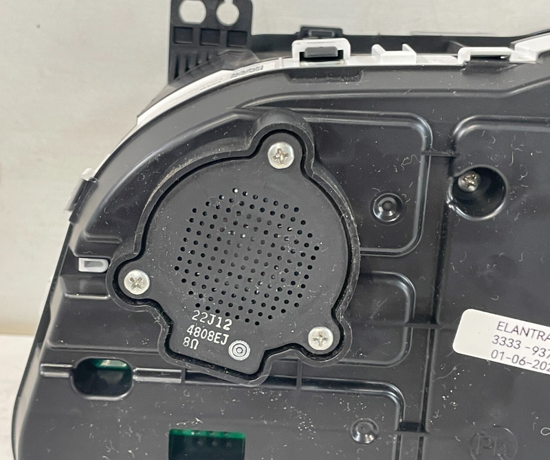 Load image into Gallery viewer, 2021 - 2023 HYUNDAI ELANTRA DASH INSTRUMENT SPEEDOMETER CLUSTER MPH 35K # 93765
