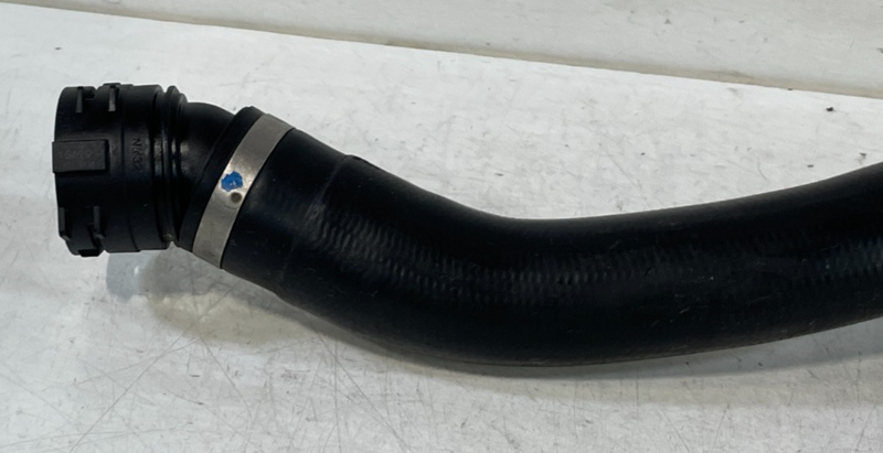 Load image into Gallery viewer, 2019-2025 BMW G20 330i 330e ENGINE UPPER RADIATOR COOLANT HOSE TUBE 2.0L # 98362
