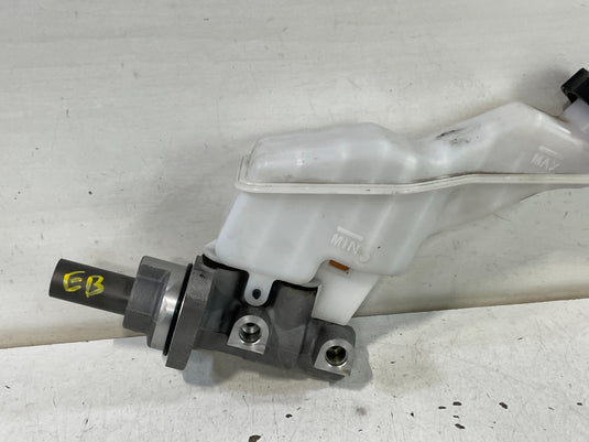 2020-2025 HYUNDAI PALISADE BRAKE MASTER CYLINDER RESERVOIR BOOSTER TANK