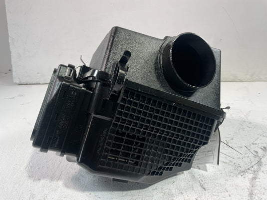 2019-2021 GENESIS G70 ENGINE AIR INTAKE CLEANER FILTER HOUSING BOX 2.0L