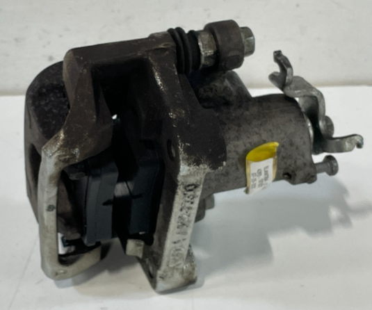 21-23 HYUNDAI ELANTRA REAR LEFT SIDE BRAKE CALIPER W/ BRAKE PADS 2.0L