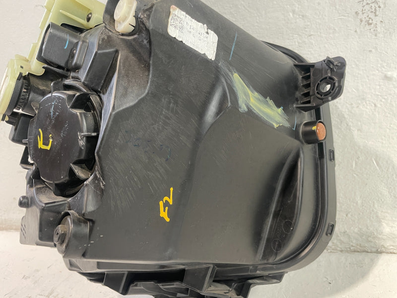 Load image into Gallery viewer, 2022-2024 HYUNDAI TUCSON FRONT LEFT SIDE LED HEADLIGHT HEADLAMP # IG19-HDU1114
