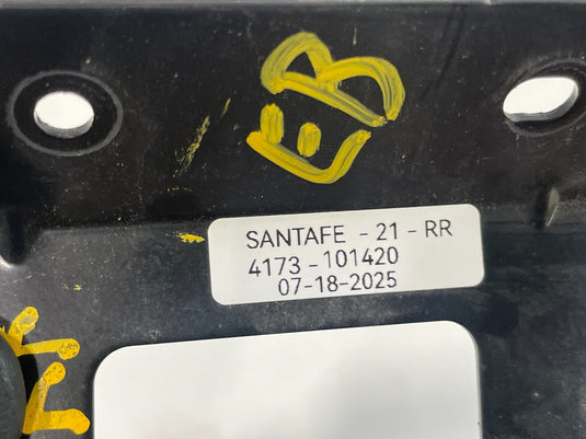 2021-2023 HYUNDAI SANTA FE REAR RIGHT BLIND SPOT RADAR SENSOR BRACKET