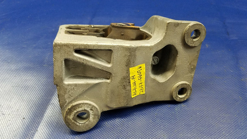 Load image into Gallery viewer, 19-20 NISSAN ALTIMA REAR TURBO ENGINE MOTOR MOUNTING STRUT BUFFER ASSEMBLY 56096
