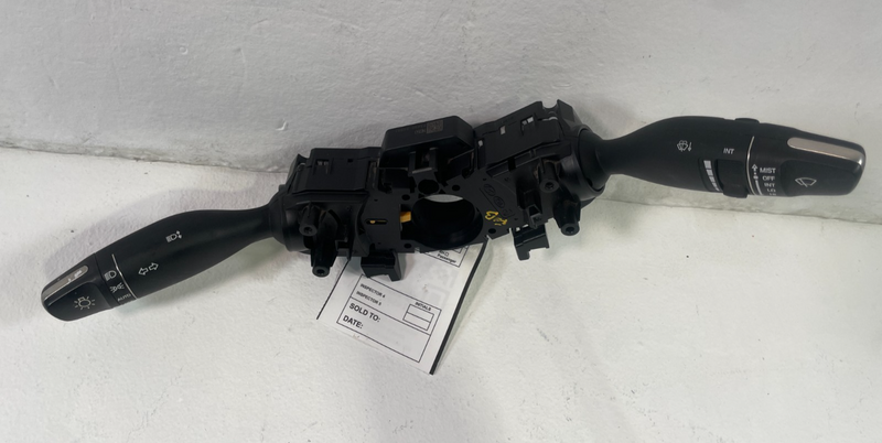 Load image into Gallery viewer, 2019 - 2021 GENESIS G70 STEERING COLUMN MULTIFUNCTION CONTROL SWITCH # 105313
