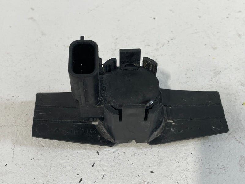 Load image into Gallery viewer, 2019 - 2020 INFINITI QX50 BUMPER BACK UP PARKING SENSOR BRACKET # 85686

