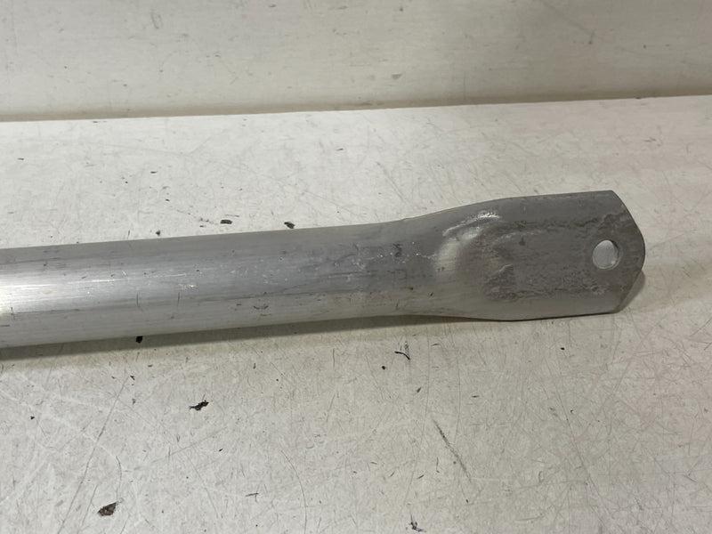 Load image into Gallery viewer, 2018-23 KIA STINGER LEFT SIDE FENDER REARWARD STRUT TOWER BRACE BRACKET # 99584
