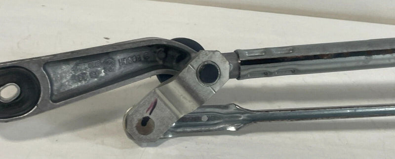 Load image into Gallery viewer, 22-25 HONDA CIVIC FRONT WINDSHIELD WIPER TRANSMISSION LINKAGE W/ MOTOR # 91773
