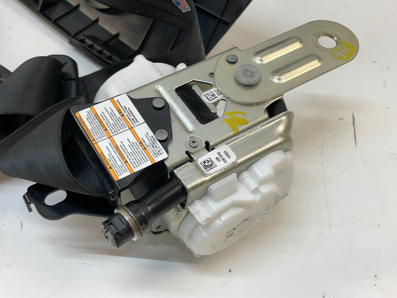 Load image into Gallery viewer, 22-23 HONDA CIVIC FRONT RIGHT PASSENGER SEAT BELT RETRACTOR W/ TENSIONER # 80213
