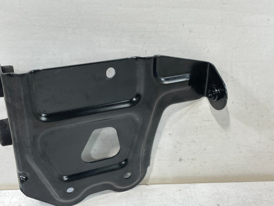 19-24 BMW 330i 330e AC A/C AIR CONDITIONING CONDENSER LEFT MOUNT BRACKET # 98375
