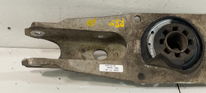 Load image into Gallery viewer, 17-19 INFINITI QX30 AWD REAR LEFT OR RIGHT SIDE LOWER SPRING CONTROL ARM # 85354
