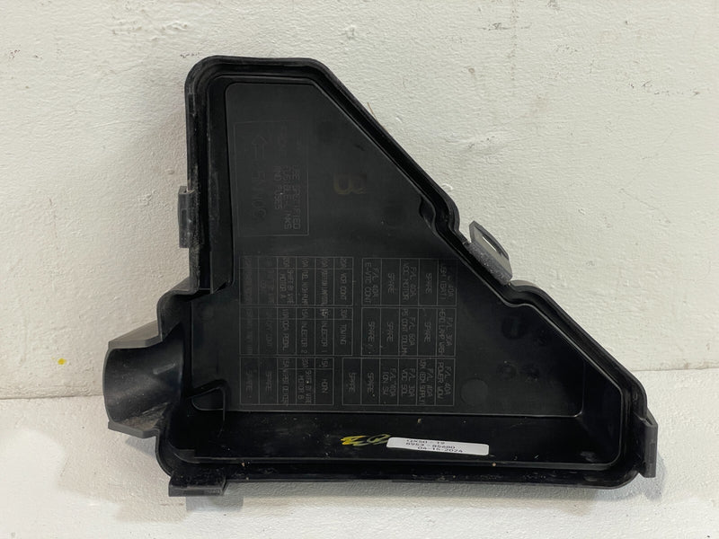 Load image into Gallery viewer, 2019-2022 INFINITI QX50 ENGINE FUSE RELAY JUNCTION BOX LID COVER 2.0L # 85680
