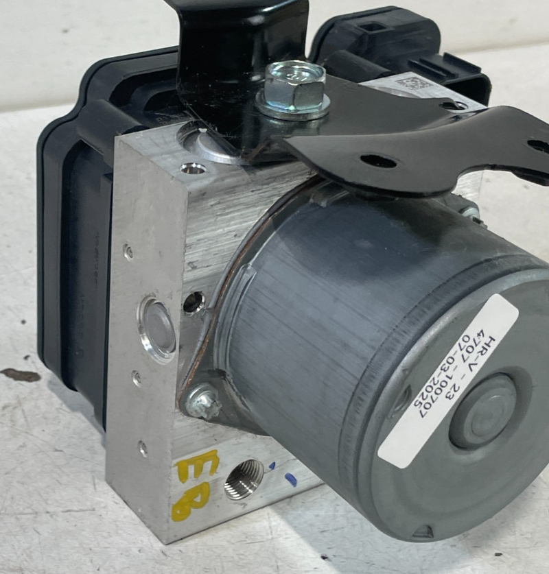 Load image into Gallery viewer, 2023-2025 HONDA HR-V FWD ANTI LOCK ABS BRAKE PUMP MODULE UNIT 2.0L # 100707
