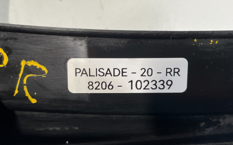 Load image into Gallery viewer, 20-22 HYUNDAI PALISADE REAR RIGHT PASSENGER SIDE MUD SPLASH FLAP GUARD # 102339
