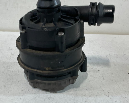 2019-2024 BMW 330i 330e ENGINE AUXILIARY ELECTRIC WATER PUMP UNIT