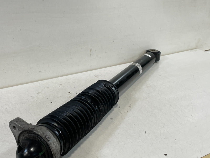 Load image into Gallery viewer, 2017 - 2019 HONDA CR-V FWD REAR LEFT OR RIGHT SIDE SHOCK STRUT ABSORBER # 97545
