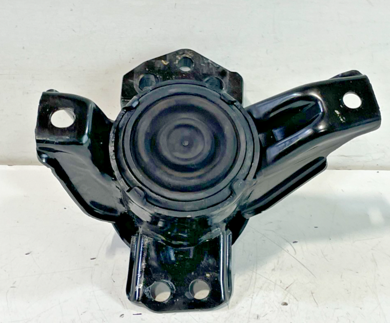 Load image into Gallery viewer, 2020-2025 HYUNDAI PALISADE FRONT RIGHT SIDE ENGINE MOUNT SUPPORT BRACKET #103619
