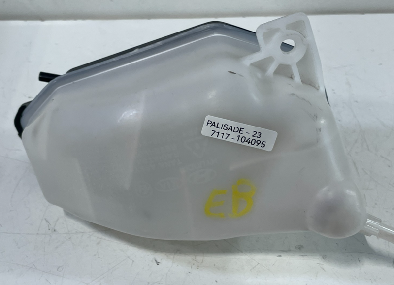 Load image into Gallery viewer, 19-25 HYUNDAI PALISADE RADIATOR COOLANT RESERVOIR RECOVERY TANK BOTTLE # 104095
