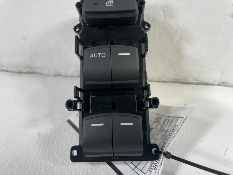 Load image into Gallery viewer, 2023 - 2025 HONDA HR-V FRONT LEFT MASTER POWER DOOR WINDOW SWITCH 2.0L # 105430
