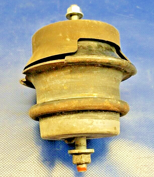 2014-2023 INFINITI Q50, 17-22 Q60 RWD FRONT ENGINE MOTOR MOUNT INSULATOR