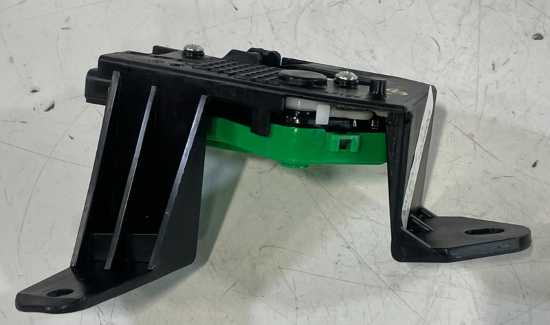 Load image into Gallery viewer, 2020-2022 HYUNDAI PALISADE FUEL GAS TANK DOOR LATCH LOCK ACTUATOR MODULE #103600
