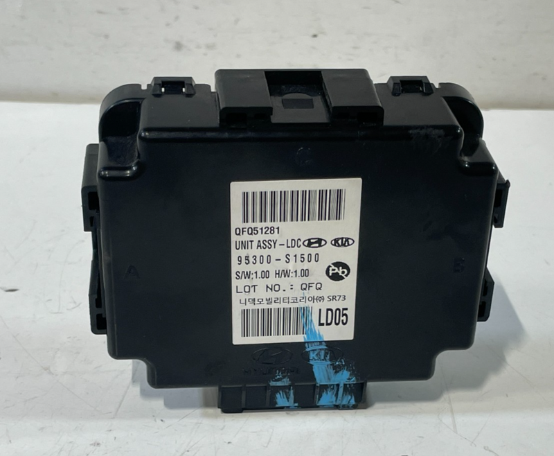 Load image into Gallery viewer, 2021 - 2023 HYUNDAI SANTA FE LDC POWER CONVERTER INVERTER MODULE UNIT # 101910
