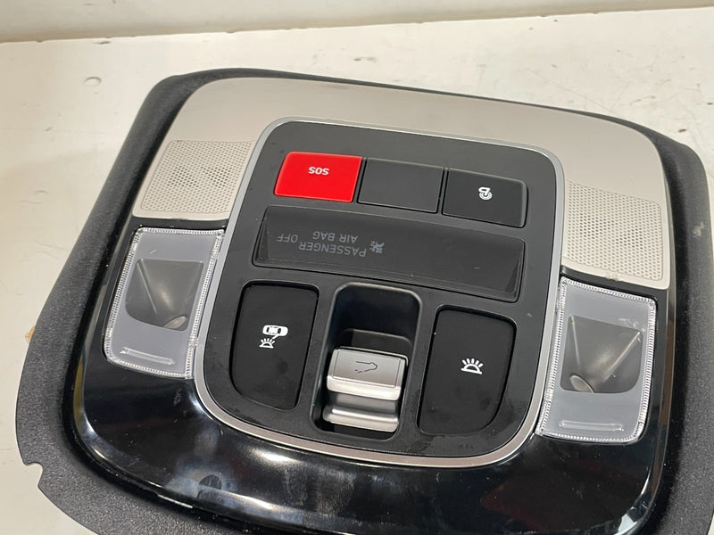 Load image into Gallery viewer, 2022-2024 HYUNDAI TUCSON INTERIOR OVERHEAD ROOF MAP DOME LAMP LIGHT # 103792
